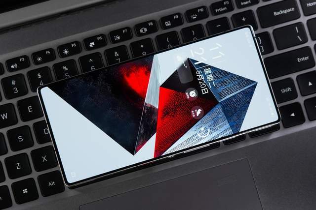 红魔10S Pro+评测：游戏手机的终极答案